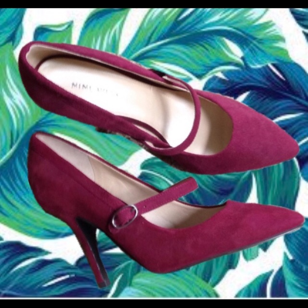 Nine West raspberry heels